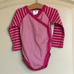 12-18M Hanna Andersson Basic Onesie